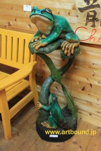 アマガエル　チェーンソーアートジャパン　龍神村